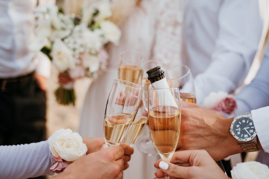 ¿Qué incluye la barra libre de una boda?