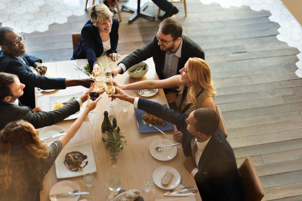 The best games and activities for a corporate dinner
