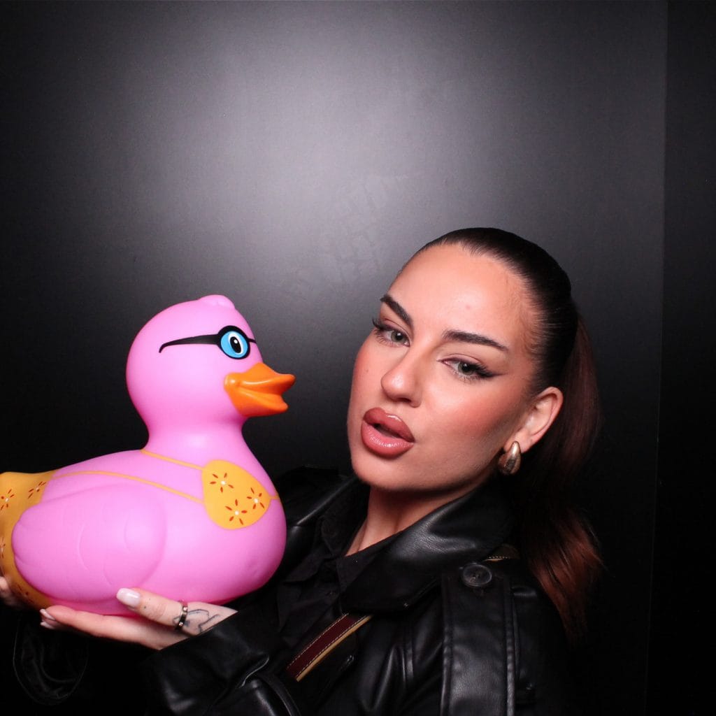 Estación de retrato de Esfering en el lanzamiento de Nyx Professional Makeup