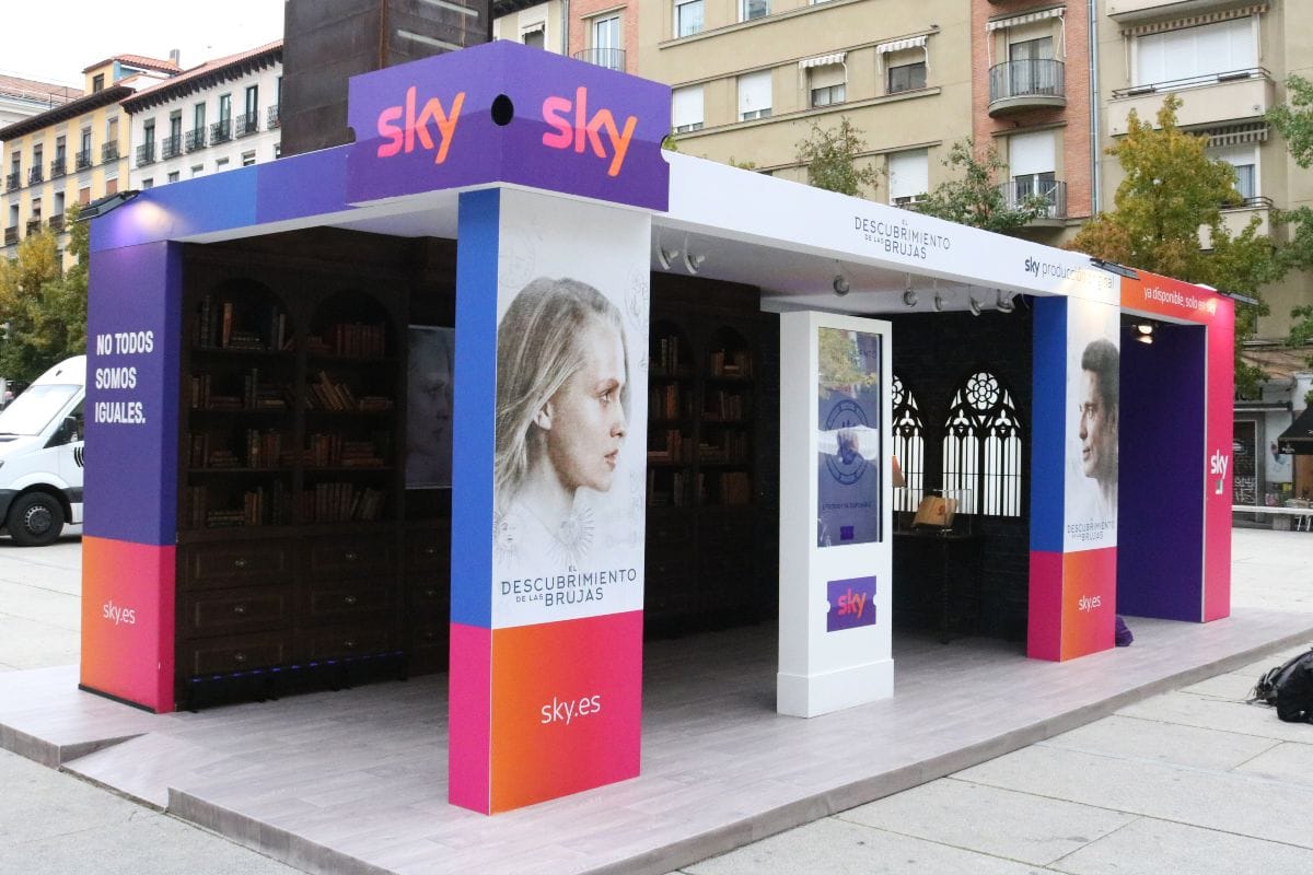 Acción de Sky para 'El descubrimiento de las brujas' en Madrid